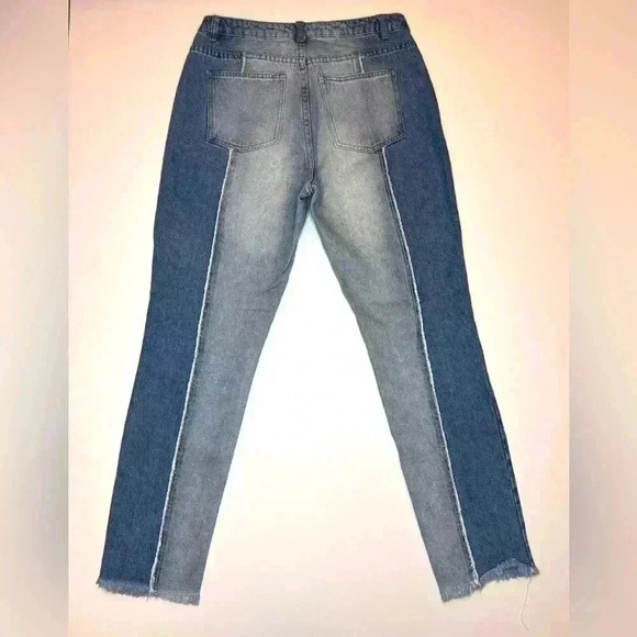 Riot Women’s High Rise Mom Jeans Size- 6 - Picture 8 of 11
